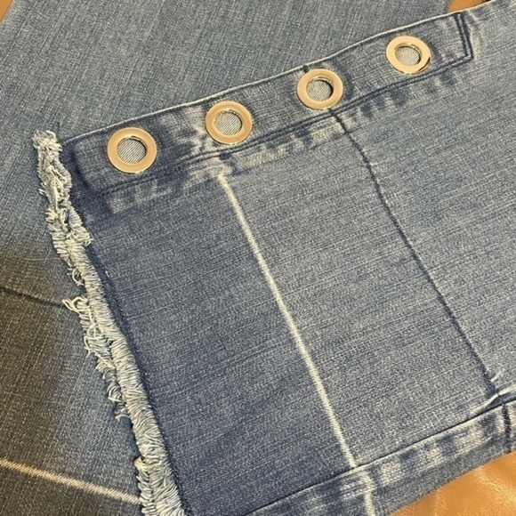 Standards & Practices Meryl Grommet Detail Wide Leg Jeans Cotton NWT Sz 14 - Picture 3 of 9